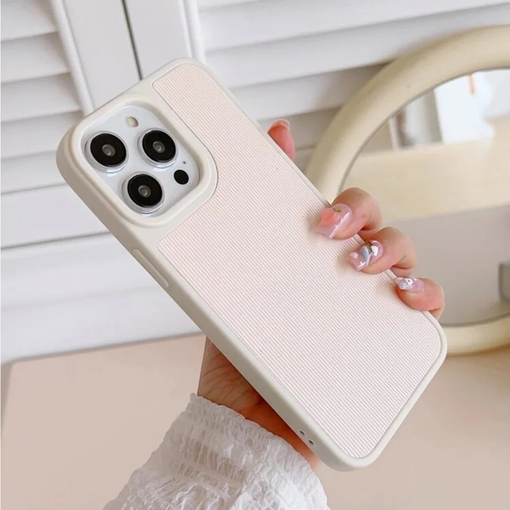⚠️Clearance iPhone 12/Pro/Pro Max Minimalistic Phone Case - Picture 3 of 3
